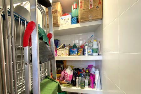 Apartamento à venda com 77m², 2 quartos e 1 vagaDespensa