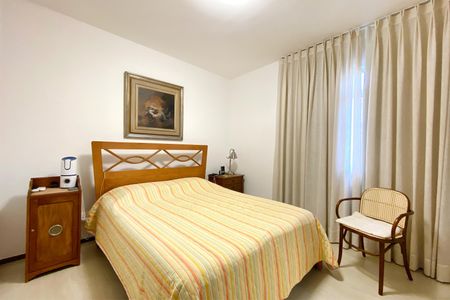 Apartamento à venda com 77m², 2 quartos e 1 vagaQuarto 2