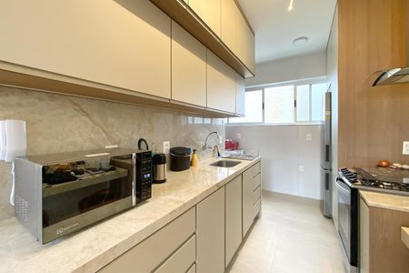Apartamento à venda com 77m², 2 quartos e 1 vagaCozinha