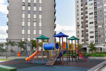 Apartamento à venda com 60m², 2 quartos e 1 vagaÁrea comum - Playground
