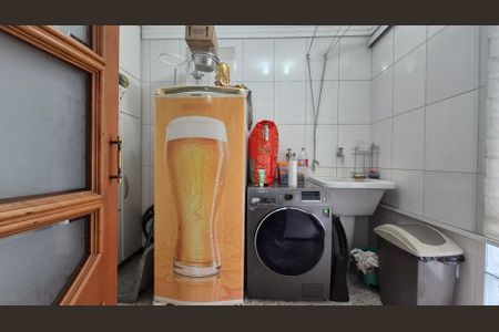 Apartamento à venda com 106m², 3 quartos e 1 vagaÁrea de Serviço