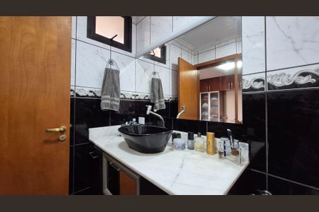 Apartamento à venda com 106m², 3 quartos e 1 vagaBanheiro da Suíte