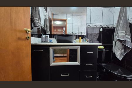 Apartamento à venda com 106m², 3 quartos e 1 vagaBanheiro da Suíte