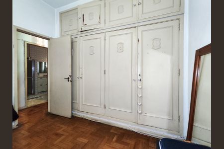 Apartamento à venda com 150m², 3 quartos e 1 vaga Apartamento à venda com 150m², 3 quartos e 1 vagaQuarto 1