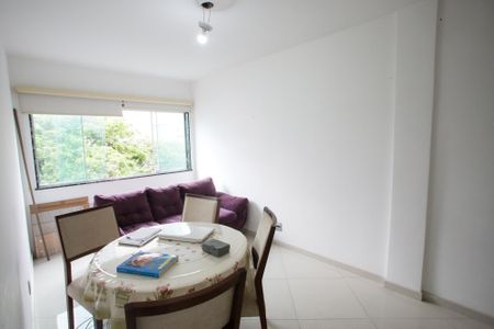 Sala de apartamento à venda com 2 quartos, 48m² em Freguesia (jacarepaguá), Rio de Janeiro