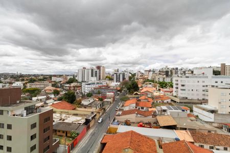 Apartamento à venda com 133m², 2 quartos e 2 vagasSuíte - Vista