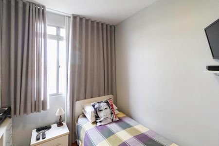 Apartamento à venda com 133m², 2 quartos e 2 vagasQuarto