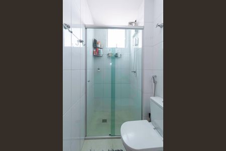 Apartamento à venda com 133m², 2 quartos e 2 vagasBanheiro social 