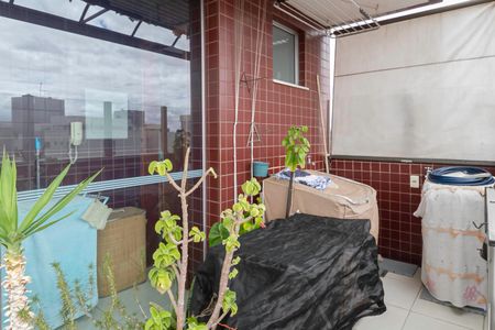 Apartamento à venda com 133m², 2 quartos e 2 vagasCobertura