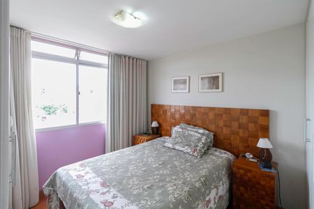 Apartamento à venda com 133m², 2 quartos e 2 vagasSuíte 