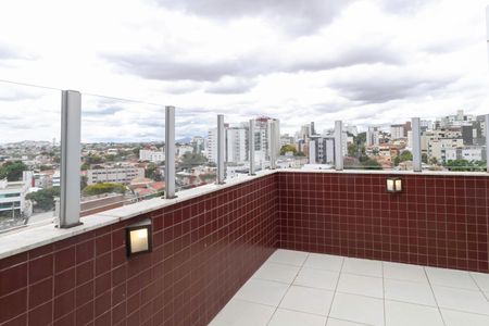 Apartamento à venda com 133m², 2 quartos e 2 vagasCobertura