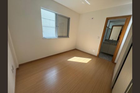Quarto Suite de apartamento à venda com 2 quartos, 56m² em Lourdes, Belo Horizonte