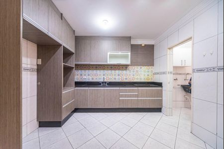 Apartamento à venda com 68m², 2 quartos e 2 vagas Apartamento à venda com 68m², 2 quartos e 2 vagasCozinha