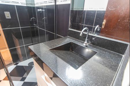 Apartamento à venda com 68m², 2 quartos e 2 vagas Apartamento à venda com 68m², 2 quartos e 2 vagasBanheiro