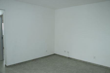 Sala de apartamento para alugar com 2 quartos, 82m² em Parque Esplanada, Embu das Artes