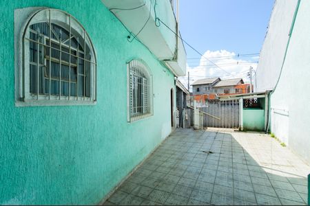 Casa para alugar com 194m², 2 quartos e 2 vagasQuintal