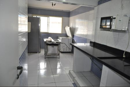 Apartamento à venda com 80m², 3 quartos e 1 vagaÁrea comum