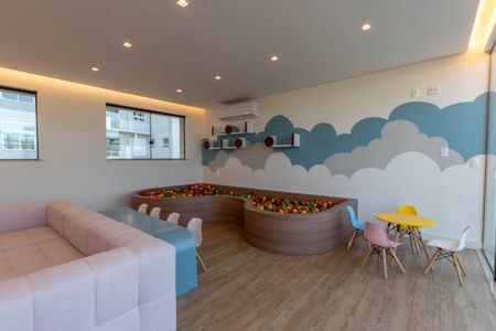 Apartamento à venda com 68m², 3 quartos e 2 vagasÁrea comum - Playground