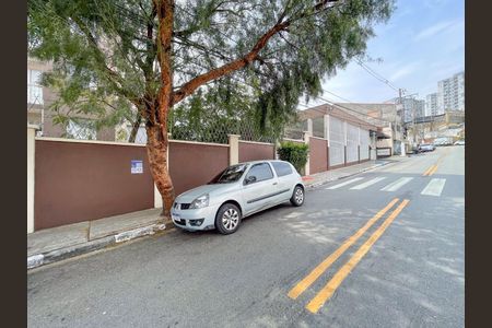 Apartamento à venda com 45m², 2 quartos e 1 vaga Apartamento à venda com 45m², 2 quartos e 1 vagaFachada