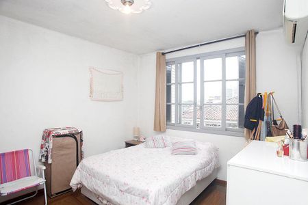 Quarto de apartamento à venda com 1 quarto, 45m² em Azenha, Porto Alegre