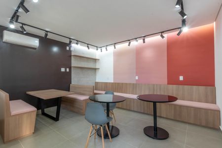 Apartamento à venda com 53m², 2 quartos e 2 vagas Apartamento à venda com 53m², 2 quartos e 2 vagasÁrea comum