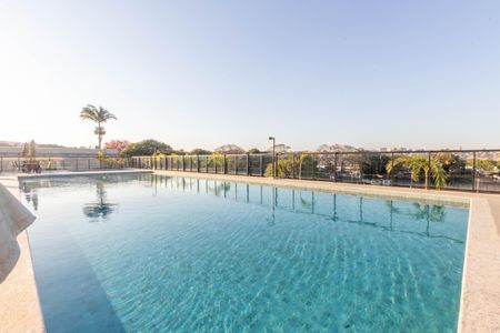 Apartamento à venda com 53m², 2 quartos e 2 vagas Apartamento à venda com 53m², 2 quartos e 2 vagasÁrea comum - Piscina