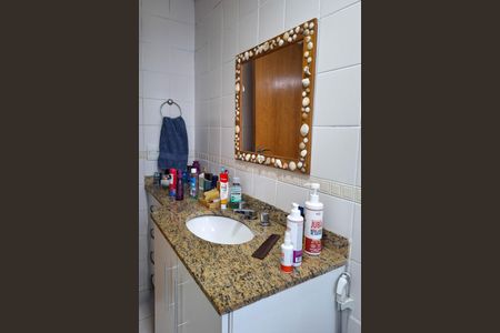 Apartamento à venda com 101m², 2 quartos e 1 vaga Apartamento à venda com 101m², 2 quartos e 1 vagaBanheiro da Suíte 1