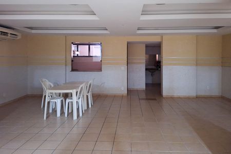 Apartamento à venda com 101m², 2 quartos e 1 vaga Apartamento à venda com 101m², 2 quartos e 1 vagaÁrea comum