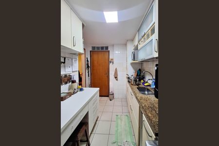 Apartamento à venda com 101m², 2 quartos e 1 vaga Apartamento à venda com 101m², 2 quartos e 1 vagaCozinha