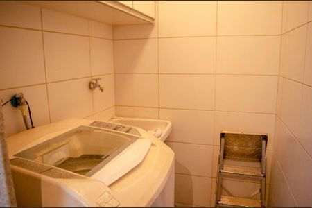 Apartamento para alugar com 54m², 2 quartos e 1 vagaÁrea de Serviço