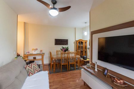 Apartamento à venda com 84m², 2 quartos e 1 vagaSala