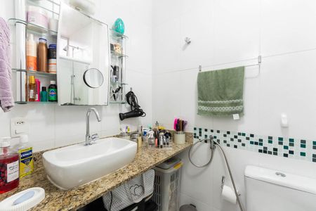 Apartamento à venda com 84m², 2 quartos e 1 vagaBanheiro da Suíte