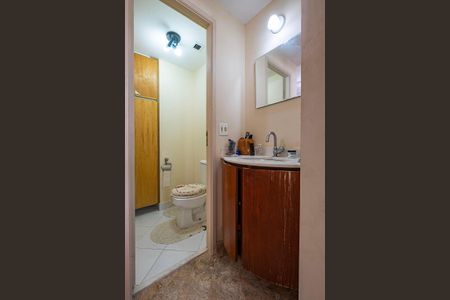 Apartamento à venda com 70m², 1 quarto e 1 vaga Apartamento à venda com 70m², 1 quarto e 1 vagaLavabo