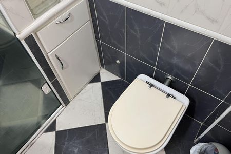 Apartamento para alugar com 70m², 2 quartos e 1 vaga Apartamento para alugar com 70m², 2 quartos e 1 vagaBanheiro