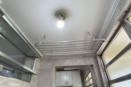 Apartamento para alugar com 70m², 2 quartos e 1 vaga Apartamento para alugar com 70m², 2 quartos e 1 vagaÁrea de Serviço