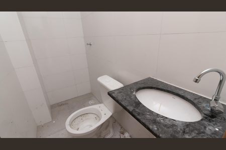 Apartamento para alugar com 38m², 2 quartos e sem vagaBanheiro