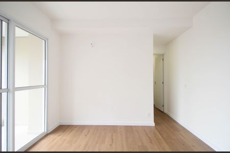 Sala de apartamento para alugar com 2 quartos, 60m² em Vila Suzana, São Paulo