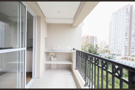 Varanda Sala de apartamento para alugar com 2 quartos, 60m² em Vila Suzana, São Paulo