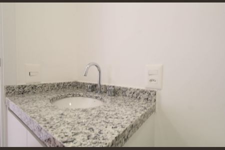 Apartamento para alugar com 60m², 2 quartos e 2 vagasBanheiro