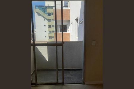 Apartamento à venda com 37m², 1 quarto e 1 vagaFoto 03