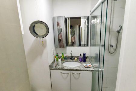 Apartamento à venda com 65m², 2 quartos e 1 vagaBanheiro da Suíte