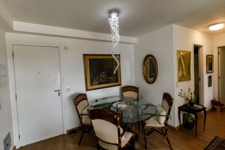Apartamento à venda com 65m², 2 quartos e 1 vagaDetalhe Sala