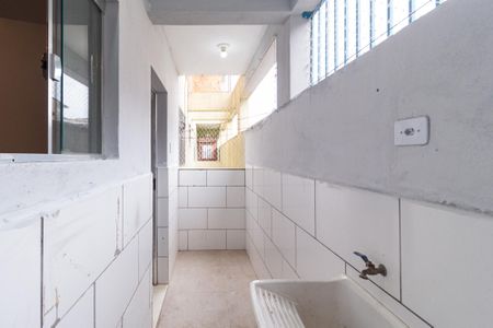 Casa para alugar com 42m², 2 quartos e sem vagaÁrea de serviço