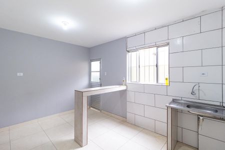 Sala/Cozinha de casa para alugar com 2 quartos, 42m² em Vila Silviania, Carapicuíba