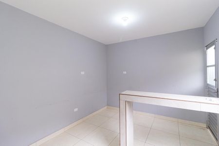 Sala/Cozinha de casa para alugar com 2 quartos, 42m² em Vila Silviania, Carapicuíba