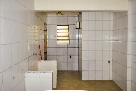 Apartamento para alugar com 56m², 2 quartos e sem vaga Apartamento para alugar com 56m², 2 quartos e sem vagaCozinha e Área de Serviço