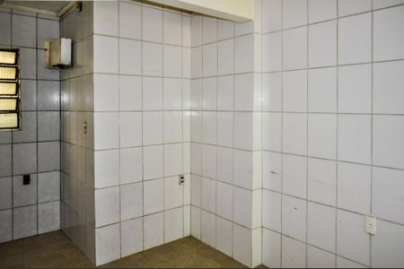 Apartamento para alugar com 56m², 2 quartos e sem vaga Apartamento para alugar com 56m², 2 quartos e sem vagaCozinha e Área de Serviço