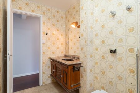 Apartamento à venda com 157m², 3 quartos e 2 vagasBanheiro