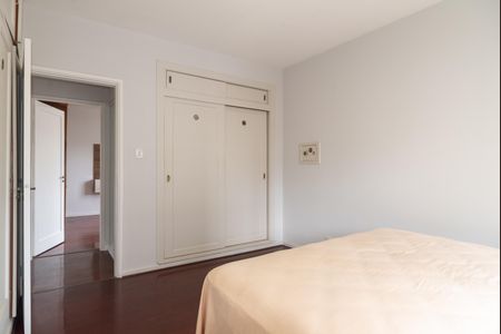 Apartamento à venda com 157m², 3 quartos e 2 vagasQuarto 1