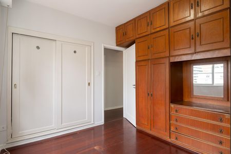 Apartamento à venda com 157m², 3 quartos e 2 vagasQuarto 2